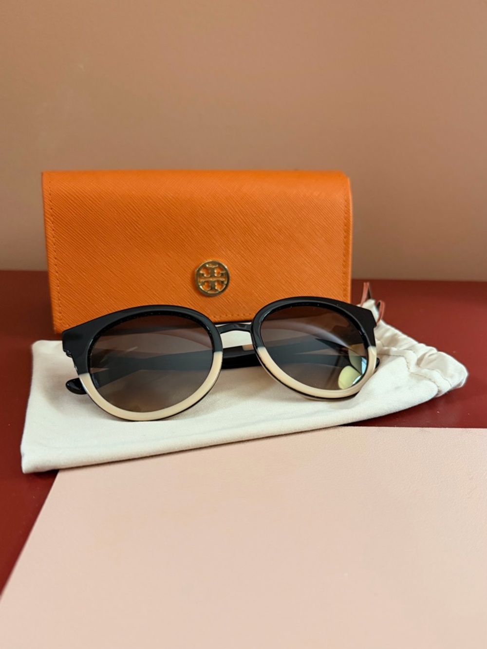 Tory Burch Black and Cream Two-Tone Round Sunglasses